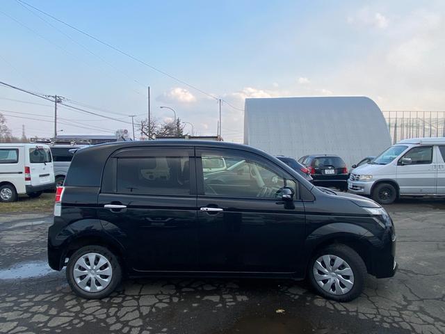 スペイド Ｙ　４ＷＤ　ナビ　ＴＶ　バックカメラ　スマートキー（8枚目）