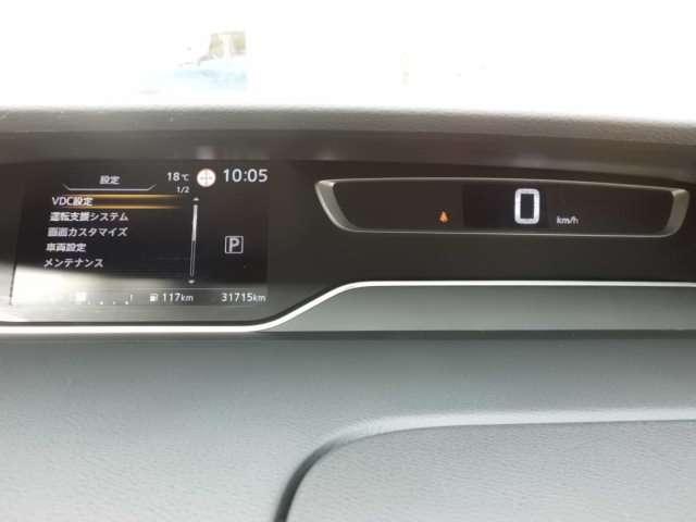 セレナ ハイウェイスターV プロパイロット・大型ナビ・地デジ・アランドビューモニター・リヤモニター・エマ―ジェーシーブレーキ・踏み間違い防止機能・両側パワードアー・LEDライト(4枚目)