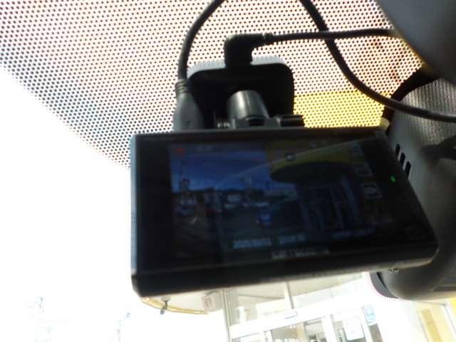 セレナ ハイウェイスターV プロパイロット・大型ナビ・地デジ・アランドビューモニター・リヤモニター・エマ―ジェーシーブレーキ・踏み間違い防止機能・両側パワードアー・LEDライト(11枚目)