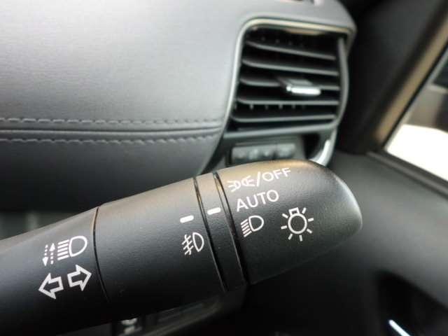 セレナ ハイウェイスターV プロパイロット・大型ナビ・地デジ・アランドビューモニター・リヤモニター・エマ―ジェーシーブレーキ・踏み間違い防止機能・両側パワードアー・LEDライト(15枚目)