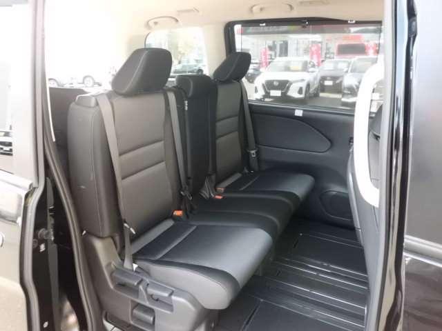 セレナ ハイウェイスターV プロパイロット・大型ナビ・地デジ・アランドビューモニター・リヤモニター・エマ―ジェーシーブレーキ・踏み間違い防止機能・両側パワードアー・LEDライト(20枚目)