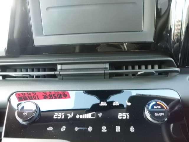 セレナ ＸＶ　プロパイロット・アランドビューモニター・スマートルームミラー・エマージェンシーブレーキ・踏み間違い防止・両側パワードアー・シートヒーター・ＬＥＤライト（9枚目）