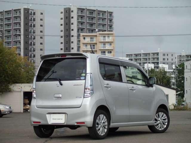 ワゴンR FZ 衝突軽減ブレーキ・アイドリングストップ・運転席シートヒーター・プッシュスタート・ドライブレコーダー・ETC(2枚目)