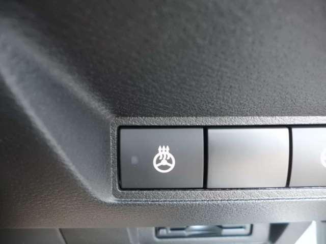 オーラ ニスモ チューンドe-パワー4WD 試乗車UP・プロパイロット・BOSEサウンド・メーカーナビ・地デジ・アラウンドビュー・スマートルームミラー・エマ―ジェーシーブレーキ・踏み間違い防止機能・シートヒーター・LEDライト(16枚目)