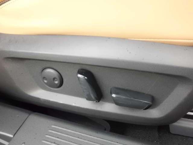 エクストレイル G e-4ORCE プロパイロット・メーカーナビ・地デジ・アランドビューモニター・スマートルームミラー・ナッパレザー・パワーシート・サンルーフ・BOSEサウンド・オートバックドアー・ヘッドアップディスプレー・LEDライト(20枚目)