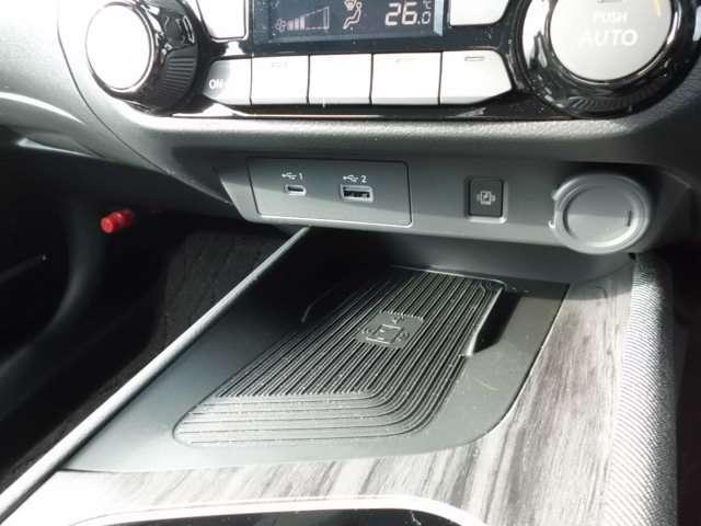 オーラ G FOUR レザーエディション 社用車UP・プロパイロット・メーカーナビ・地デジ・アランドビューモニター・スマートルームミラー・本革シート・パワーシート・BOSEサウンド・シートヒーター・エマ―ジェーシーブレーキ・踏み間違い防止機能(12枚目)