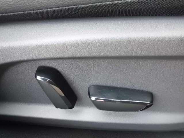 オーラ G FOUR レザーエディション 社用車UP・プロパイロット・メーカーナビ・地デジ・アランドビューモニター・スマートルームミラー・本革シート・パワーシート・BOSEサウンド・シートヒーター・エマ―ジェーシーブレーキ・踏み間違い防止機能(18枚目)