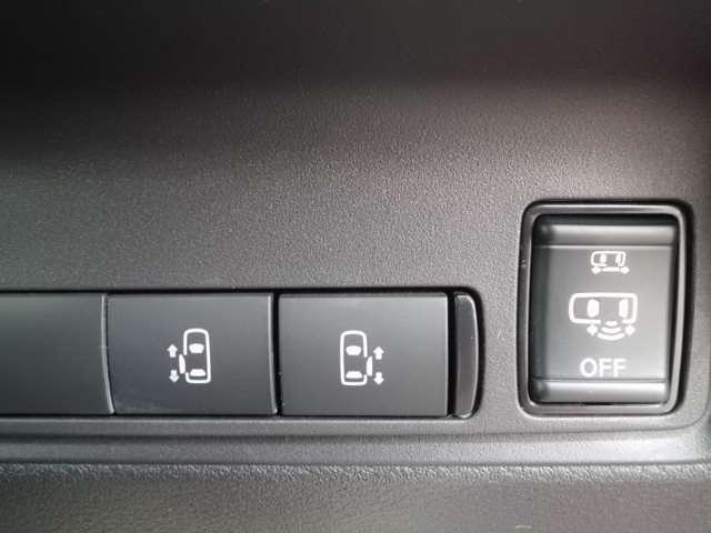 セレナ ハイウェイスターＶ　Ｖセレクション　プロパイロット・メーカーナビ・地デジ・アランドビューモニター・スマートルームミラー・両側パワードアー・エマ―ジェーシーブレーキ・踏み間違い防止機能・純正エンジンスターター・ＬＥＤライト（17枚目）