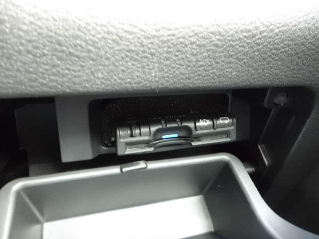 セレナ ハイウェイスターV プロパイロット・大型ナビ・地デジ・アラウンドビューモニター・スマートミラー・両側パワードアー・エマージェンシーブレーキ・踏み間違い防止機能・LEDライト・純正エンジンスターター(16枚目)