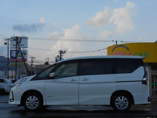 セレナ ハイウェイスターＶ　プロパイロット・純正大型ナビ・地デジ・アラウンドビューモニター・スマートルームミラー・エマージェンシーブレーキ・踏み間違い防止機能・両側パワードアー・ＬＥＤライト・純正エンジンスターター（18枚目）