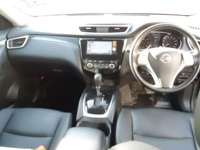 エクストレイル ２０Ｘ　ナビ・地デジ・エマージェンシーブレーキ・踏み間違い防止・シートヒーター・ＬＥＤライト（3枚目）