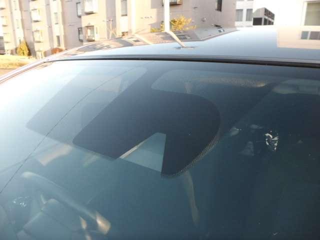 ノート Ｘ　ＦＯＵＲ　衝突軽減ブレーキ　車線逸脱警報　プッシュ式スターター　オートエアコン　社外エンジンスターター（4枚目）