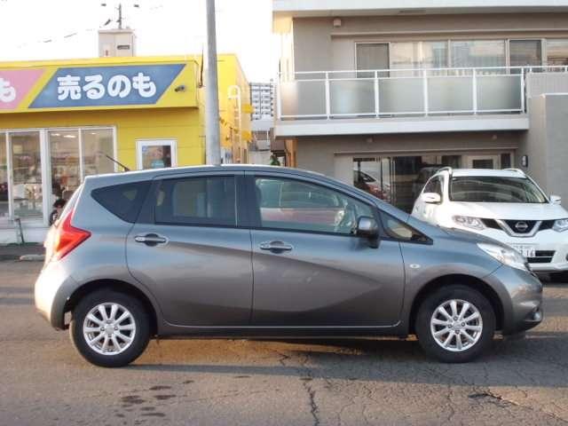 ノート Ｘ　ＦＯＵＲ　衝突軽減ブレーキ　車線逸脱警報　プッシュ式スターター　オートエアコン　社外エンジンスターター（20枚目）