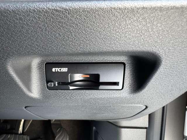 エクストレイル G e-4ORCE プロパイロット メーカーナビ 地デジ アラウンドビューモニター スマートルームミラー パワーシート ヘッドアップディスプレー オートバックドアー LEDライト(12枚目)