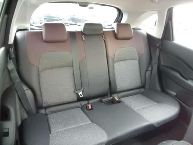 オーラ Ｇ　ＦＯＵＲ　プロパイロット・ＢＯＳＥサウンド・メーカーナビ・地デジ・アラウンドビューモニター・スマートルームミラー・エマージェンシーブレーキ・踏み間違い防止機能・シートヒーター・ＬＥＤライト（23枚目）