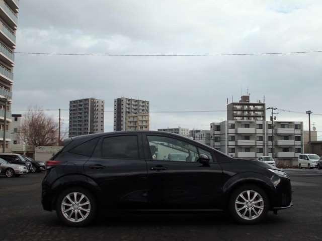 オーラ Ｇ　ＦＯＵＲ　プロパイロット・ＢＯＳＥサウンド・メーカーナビ・地デジ・アラウンドビューモニター・スマートルームミラー・エマージェンシーブレーキ・踏み間違い防止機能・シートヒーター・ＬＥＤライト（32枚目）