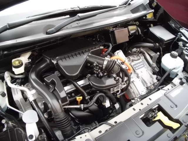 オーラ Ｇ　ＦＯＵＲ　プロパイロット・ＢＯＳＥサウンド・メーカーナビ・地デジ・アラウンドビューモニター・スマートルームミラー・エマージェンシーブレーキ・踏み間違い防止機能・シートヒーター・ＬＥＤライト（33枚目）