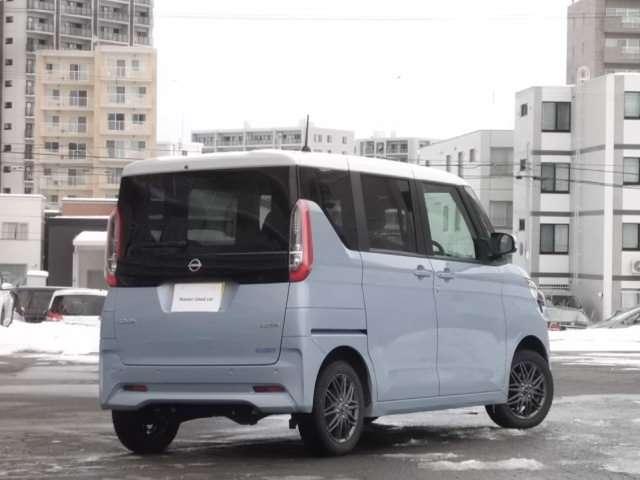 ルークス Ｘ　社外メモリーナビ　地デジ　アラウンドビューモニター　エマージェンシーブレーキ　踏み間違い防止　助手席側パワードアー　ＬＥＤライト（2枚目）