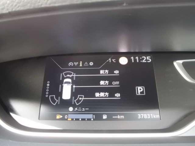 セレナ ２．０　ハイウェイスター　Ｖ　４ＷＤ　ローダウン・プロパイロット・純正大型ナビ（6枚目）