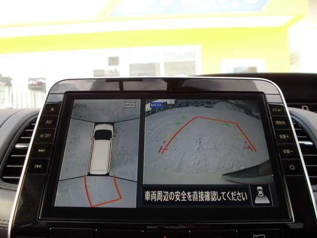セレナ ２．０　ハイウェイスター　Ｖ　４ＷＤ　ローダウン・プロパイロット・純正大型ナビ（9枚目）