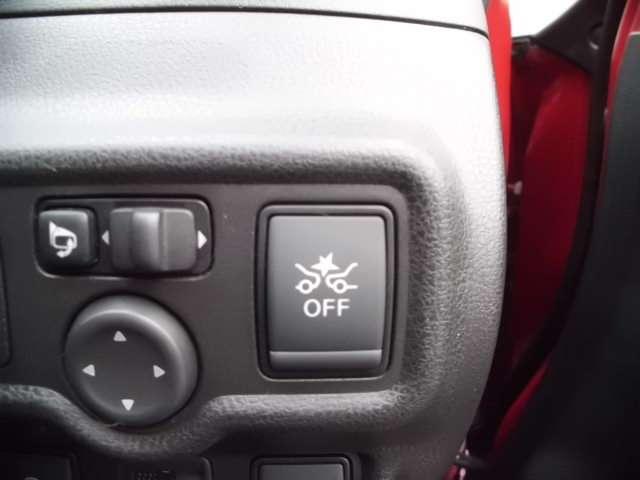 ノート Ｘ　ＦＯＵＲ　スマートセーフティエディション　スマートミラー・アラウンドビューモニター・エマージェンシーブレーキ・踏み間違い防止・ＶＤＣ（横滑り防止機能）・オートエアコン・オートライト（14枚目）