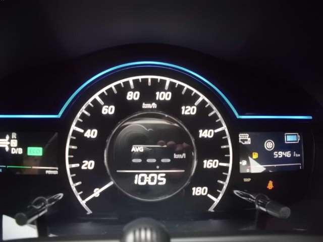 ノート 　ナビ・地デジ・アラウンドビューモニター・スマートルームミラー・エマージェンシーブレーキ・踏み間違い防止機能・オートライト・ＬＥＤライト（5枚目）