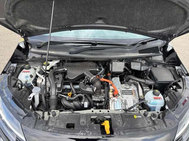 オーラ １．２　Ｇ　ＦＯＵＲ　４ＷＤ　アラウンドビュー　運転席パワーシート（20枚目）