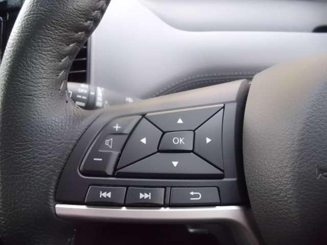 セレナ ２．０　ハイウェイスター　Ｖ　４ＷＤ　メモリーナビ・地デジ・バックカメラ・クル（12枚目）