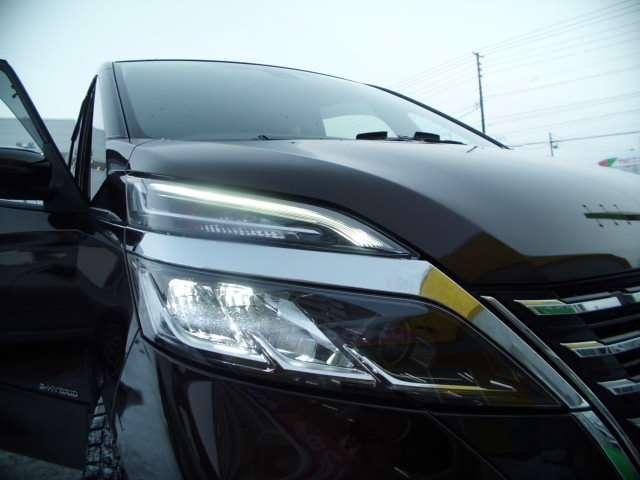 セレナ ２．０　ハイウェイスター　Ｖ　４ＷＤ　メモリーナビ・地デジ・バックカメラ・クル（25枚目）