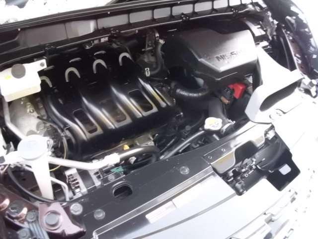 セレナ ２．０　ハイウェイスター　Ｖ　４ＷＤ　メモリーナビ・地デジ・バックカメラ・クル（32枚目）