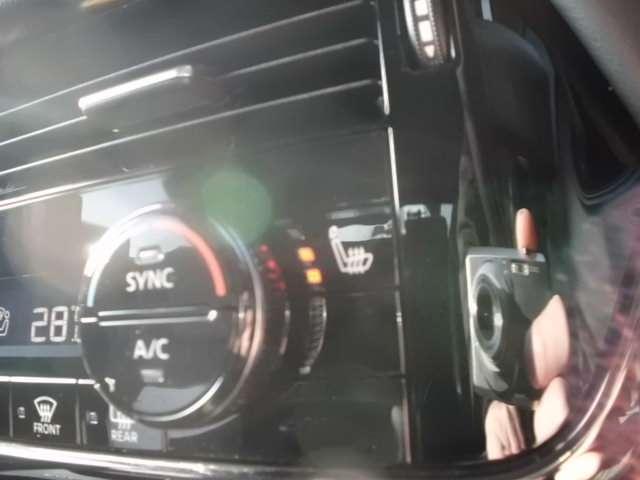 エクストレイル オーテック e-4ORCE プロパイロット・メーカーナビ・地デジ・アラウンドビューモニター・スマートミラー・エマージェンシーブレーキ・踏み間違い防止機能・全席シートヒーター・オートバックドアー・純正エンジンスターター(12枚目)