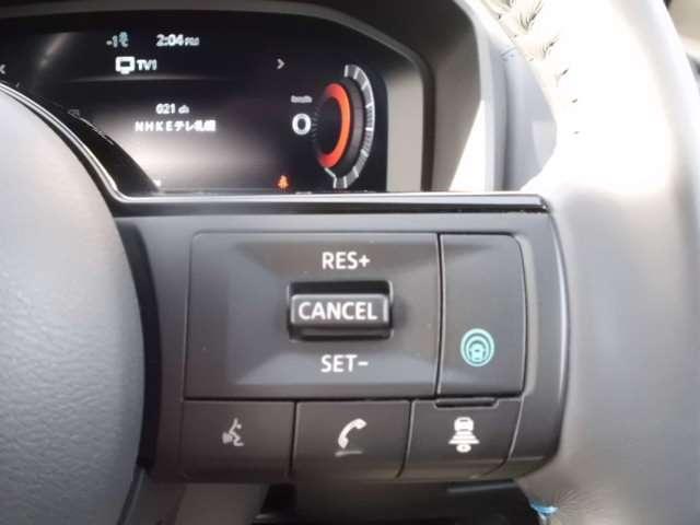 エクストレイル オーテック e-4ORCE プロパイロット・メーカーナビ・地デジ・アラウンドビューモニター・スマートミラー・エマージェンシーブレーキ・踏み間違い防止機能・全席シートヒーター・オートバックドアー・純正エンジンスターター(14枚目)