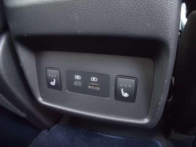 エクストレイル オーテック e-4ORCE プロパイロット・メーカーナビ・地デジ・アラウンドビューモニター・スマートミラー・エマージェンシーブレーキ・踏み間違い防止機能・全席シートヒーター・オートバックドアー・純正エンジンスターター(16枚目)