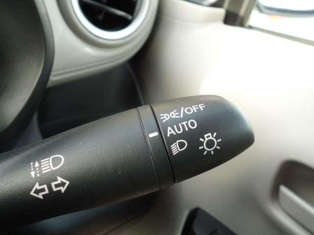 デイズ X アラウンドビューモニター・エマージェンシーブレーキ・踏み間違い防止機能・前席シートヒーター・ハンドルヒーター・オートライト・LEDライト(11枚目)