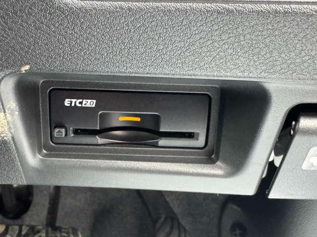 セレナ ｅ－パワー　ＸＶ　プロパイロット・メーカーナビ・地デジ・アラウンドビューモニター・スマートミラー・エマージェンシーブレーキ・踏み間違い防止機能・両側パワードアー・ＬＥＤライト（12枚目）