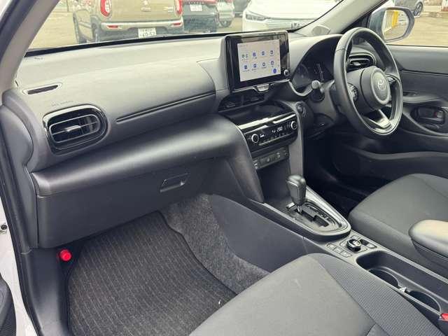 ヤリスクロス Ｇ　レンタＵＰ　メモリーナビゲーション　バックカメラ　衝突軽減ブレーキクルーズコントロール（14枚目）