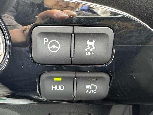 プリウス １．８　Ａ　プレミアム　Ｅ－Ｆｏｕｒ　４ＷＤ　メモリーナビゲーション　フルセグテレビ　バ（24枚目）