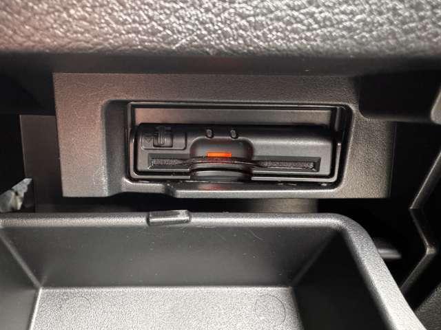 セレナ 2.0 ハイウェイスター Vセレクション 4WD 平成30年7月登録車 走行距離 約59500KM(12枚目)