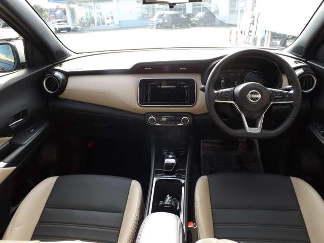 キックス １．２　Ｘ　ＦＯＵＲ　ツートーン　インテリアエディション（ｅ－ＰＯＷＥＲ）　４ＷＤ　プロパイロット　インテリジェントルームミ（3枚目）