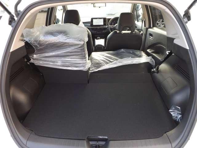 ノート １．２　ＡＵＴＥＣＨ　クロスオーバー　ＦＯＵＲ　４ＷＤ　日産コネクトナビ　プロパイロット　アラウン（19枚目）