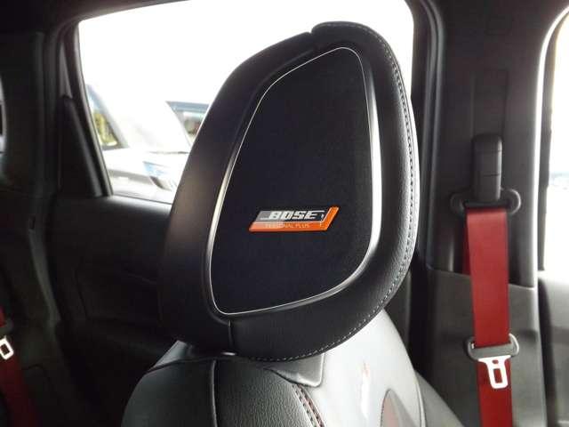 オーラ 1.2 NISMO チューンド e-POWER 4WD フードデカール メーカー装着ナビゲーショ(9枚目)