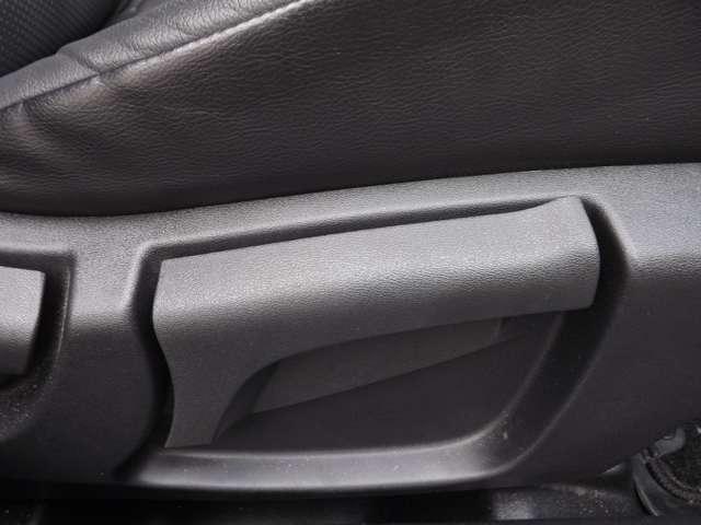 エクストレイル ２．０　２０Ｓ　Ｖセレクション　２列車　４ＷＤ　プッシュスタート　メモリーナビゲーション（17枚目）