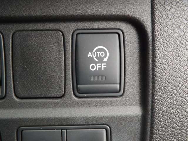 セレナ ２．０　Ｘ　ＶセレクションＩＩ　４ＷＤ　両側オートスライドドア（12枚目）