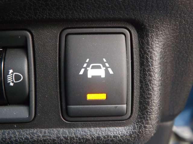 ノート 1.2 X FOUR 4WD メモリーナビゲーション バックカメラ(12枚目)