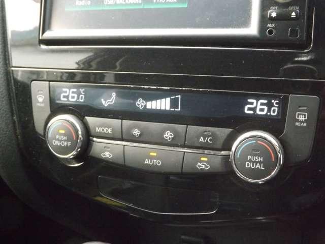 エクストレイル ２．０　２０Ｘ　２列車　４ＷＤ　メモリーナビゲーション　バックカメラ（14枚目）