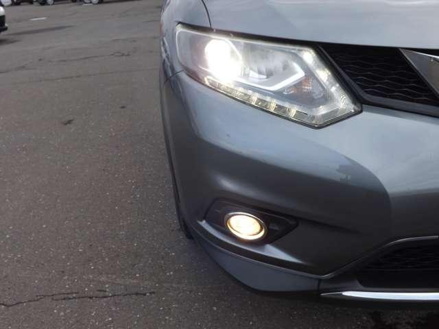 エクストレイル ２．０　２０Ｘ　２列車　４ＷＤ　メモリーナビゲーション　バックカメラ（16枚目）