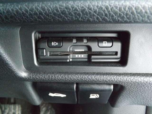 エクストレイル ２．０　２０Ｘｉ　２列車　４ＷＤ　メモリーナビゲーション　プロパイロット（17枚目）