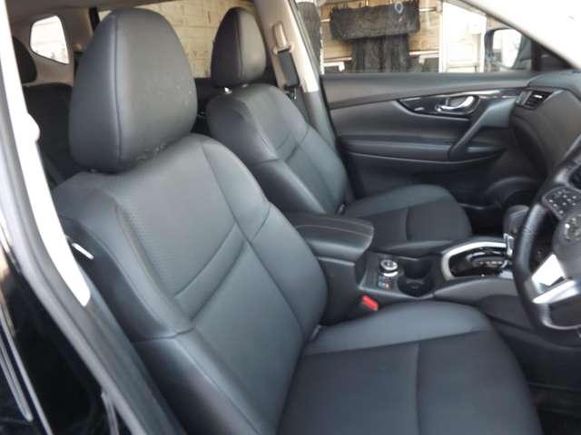 エクストレイル ２．０　２０Ｘｉ　２列車　４ＷＤ　メモリーナビゲーション　プロパイロット（21枚目）