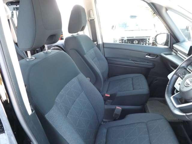 セレナ ２．０　ＸＶ　４ＷＤ　メモリーナビゲーション（21枚目）