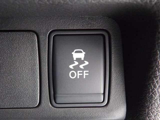 エクストレイル 2.0 20X 3列車 4WD 3列目シート メモリーナビゲーション(10枚目)